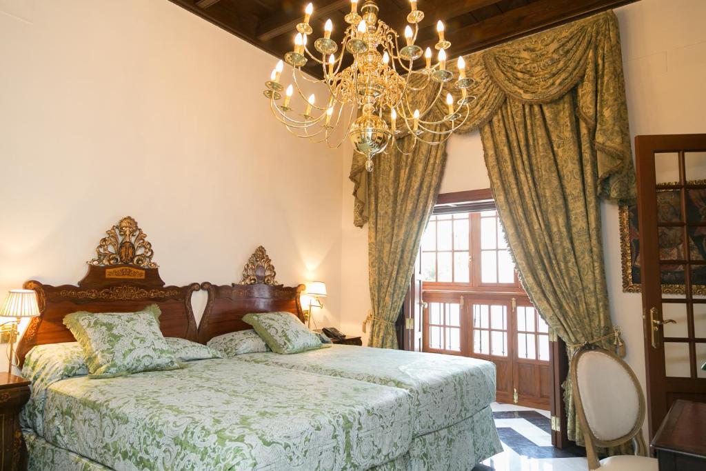 Hotel Ateneo Sevilla - 16