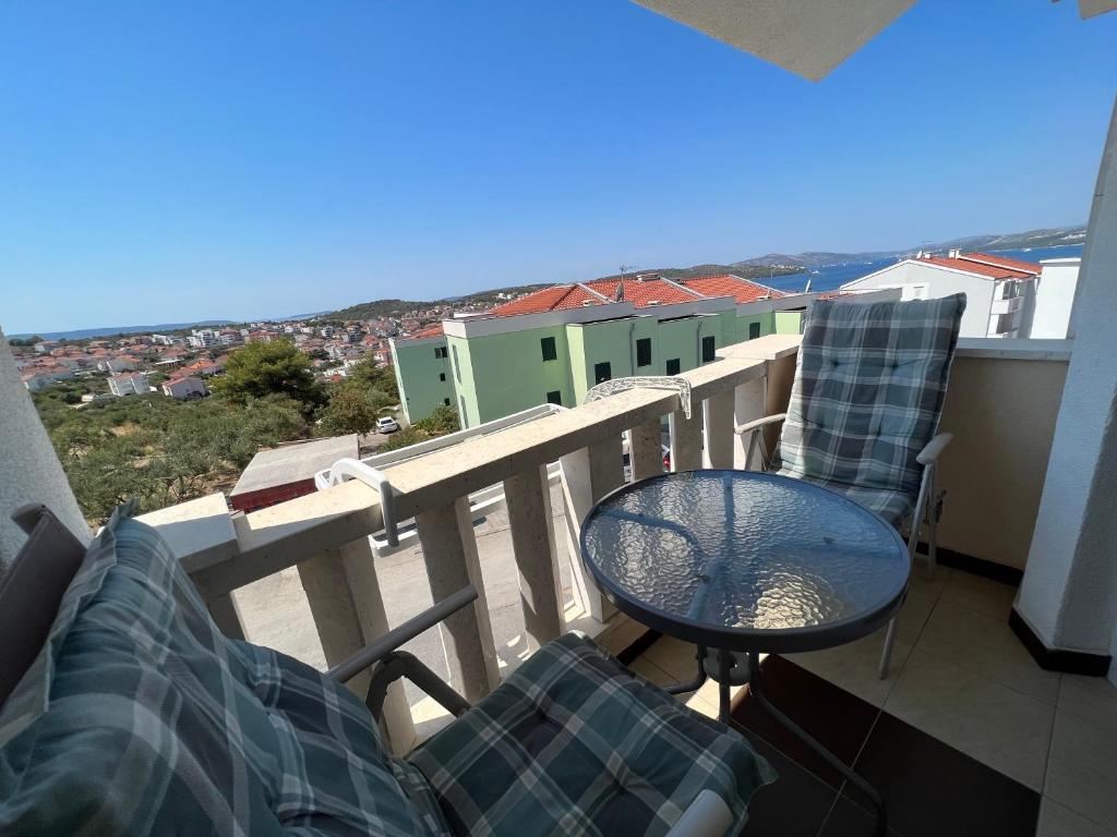 Balkón nebo terasa v ubytování Apartmani Levarda