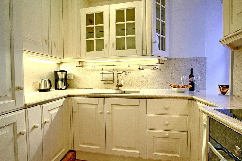 Kuchyň nebo kuchyňský kout v ubytování Old town Dubrovnik R&C apartment