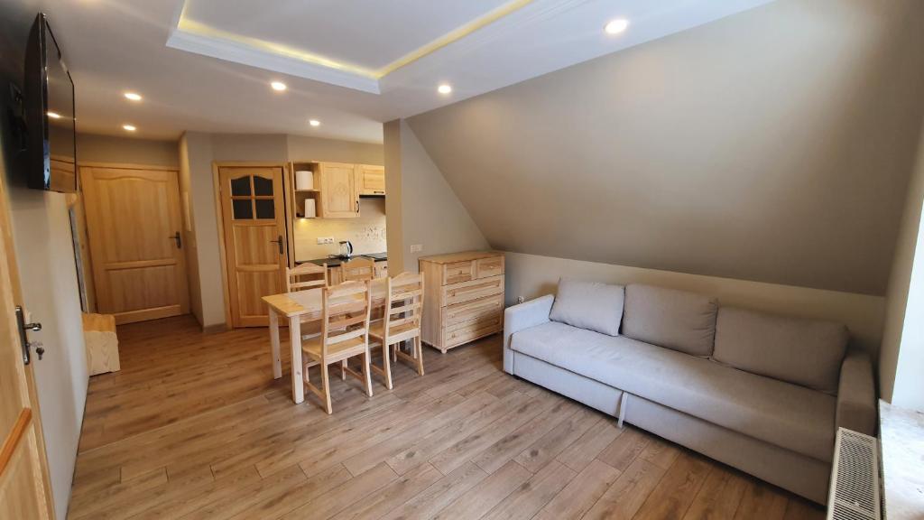 Kuchyňa alebo kuchynka v ubytovaní Apartament Orkisz