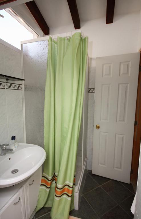 Fotografie z fotogalerie ubytování Family friendly seaside apartments Arbanija, Ciovo - 5220 v Trogiru