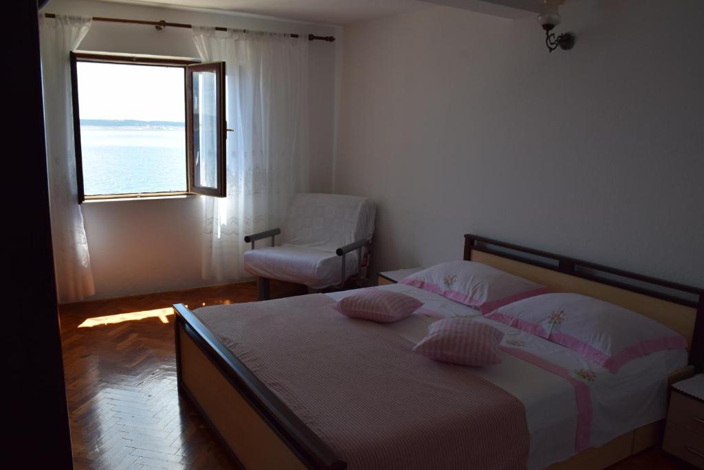 Fotografia z galérie ubytovania Apartments by the sea Ladjin Porat, Paklenica - 6631 v destinácii Starigrad-Paklenica