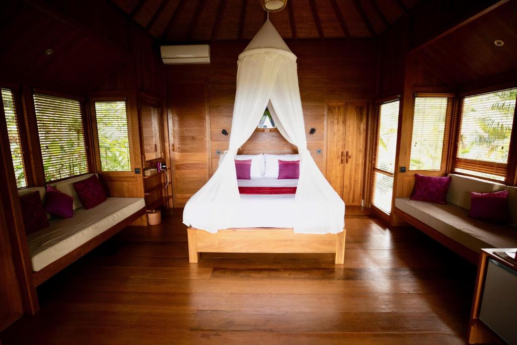 Clove Tree Hill - Villa Kopi - Deluxe Bungalow Met Rijstveldaanzicht