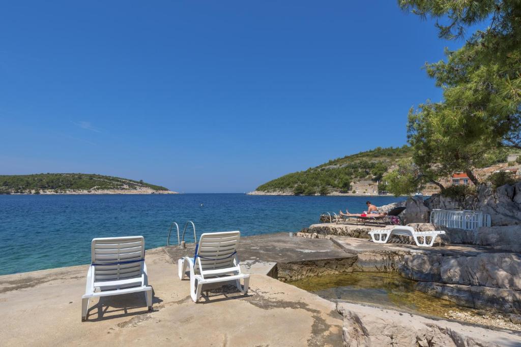 Fotografie z fotogalerie ubytování Apartments by the sea Cove Pribinja, Hvar - 15083 v destinaci Hvar