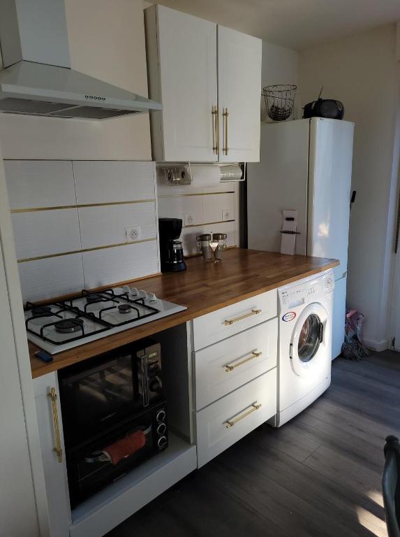 Appartement Au Cigogneau Wifi-Balcon-Parking – photo 10