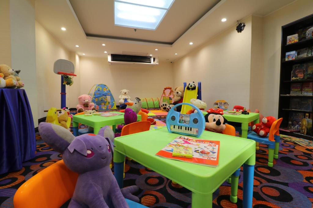 Dětský klub v ubytování Bayview Park Hotel Manila