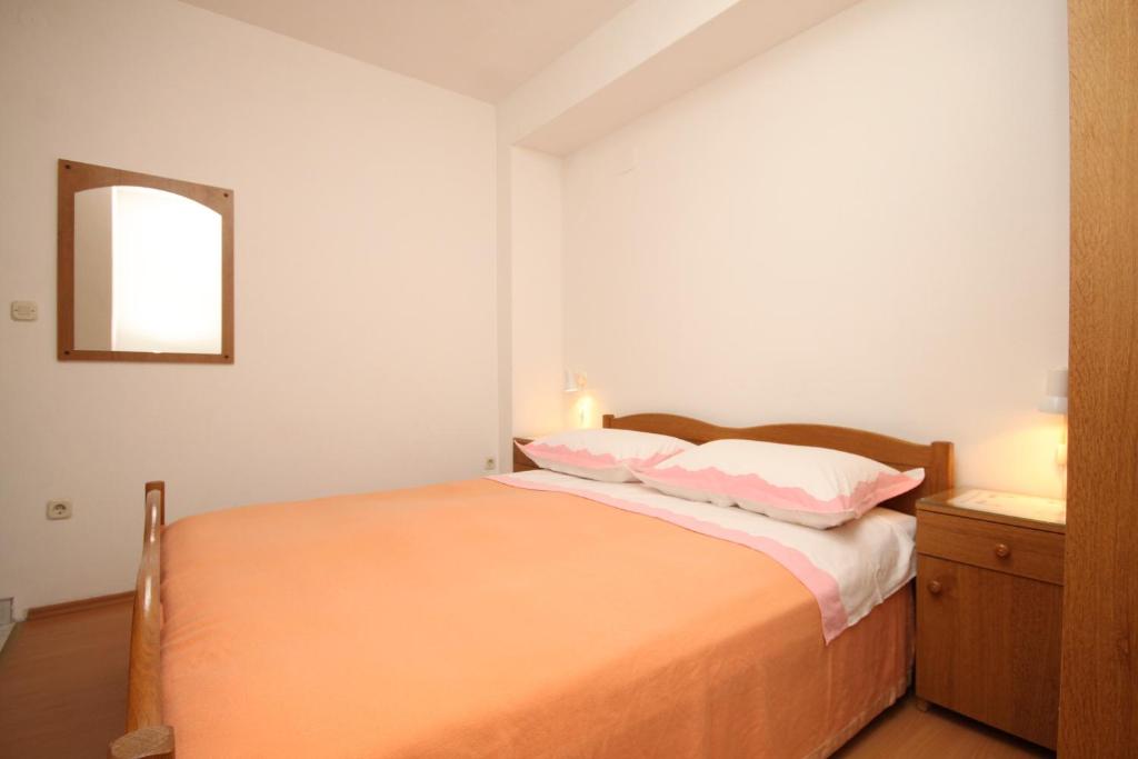 Fotografia z galérie ubytovania Apartment Tucepi 6857a v Tučepi