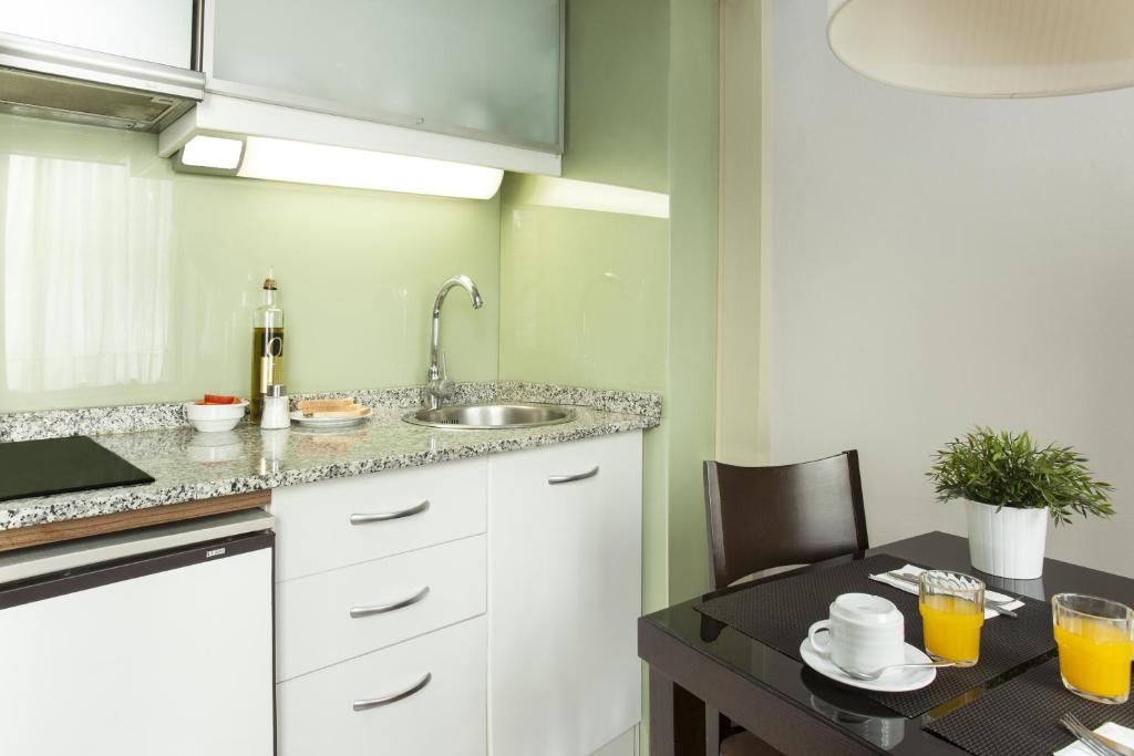 Senator Barcelona Apartments - Resim 22