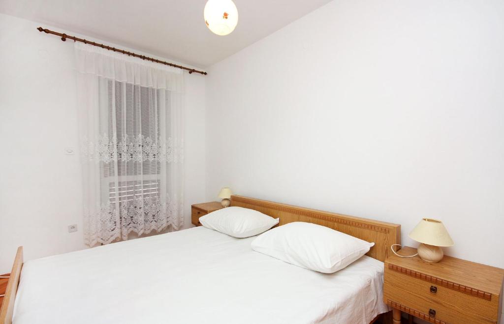Posteľ alebo postele v izbe v ubytovaní Apartments by the sea Okuklje, Mljet - 4933