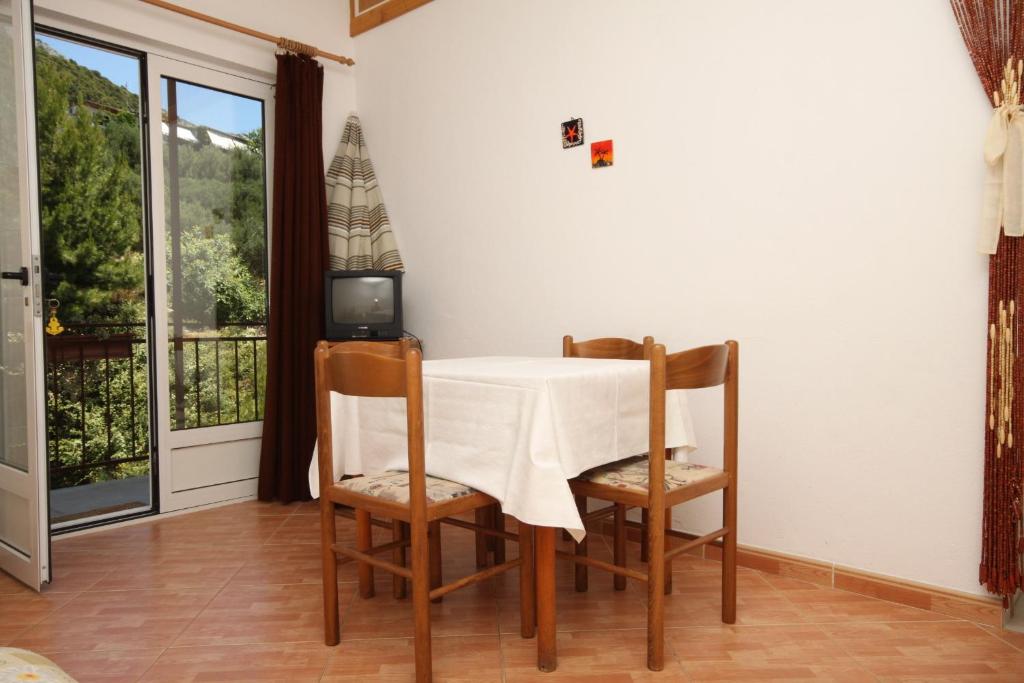 Balkón alebo terasa v ubytovaní Apartments by the sea Podgora, Makarska - 6774