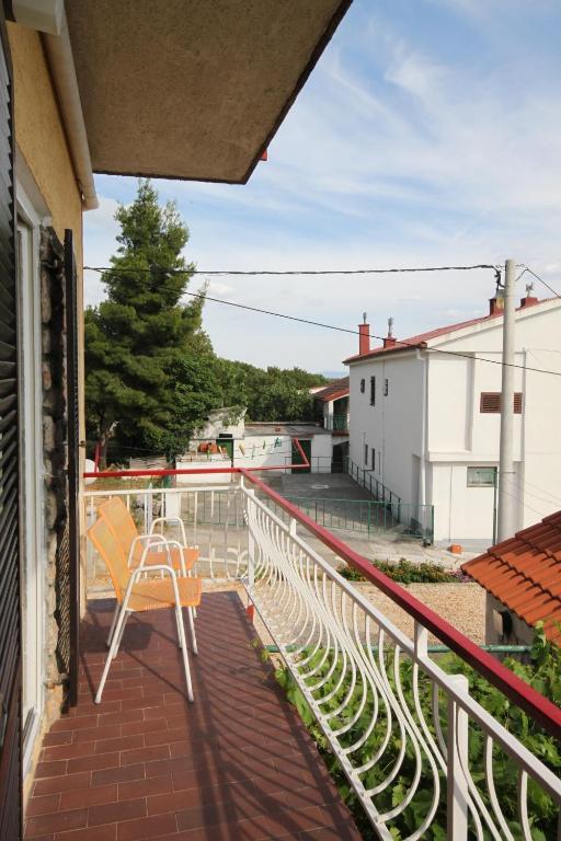 Balkón alebo terasa v ubytovaní Apartments and rooms with parking space Starigrad, Paklenica - 6594