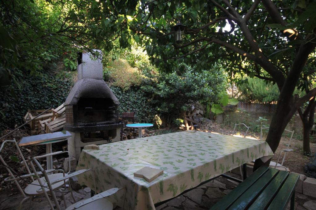Zahrada ubytování Apartments by the sea Podgora, Makarska - 6596