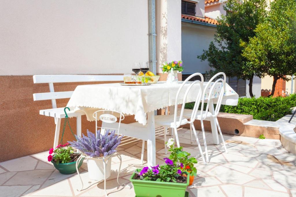 Apartments and rooms by the sea Podgora, Makarska - 6671