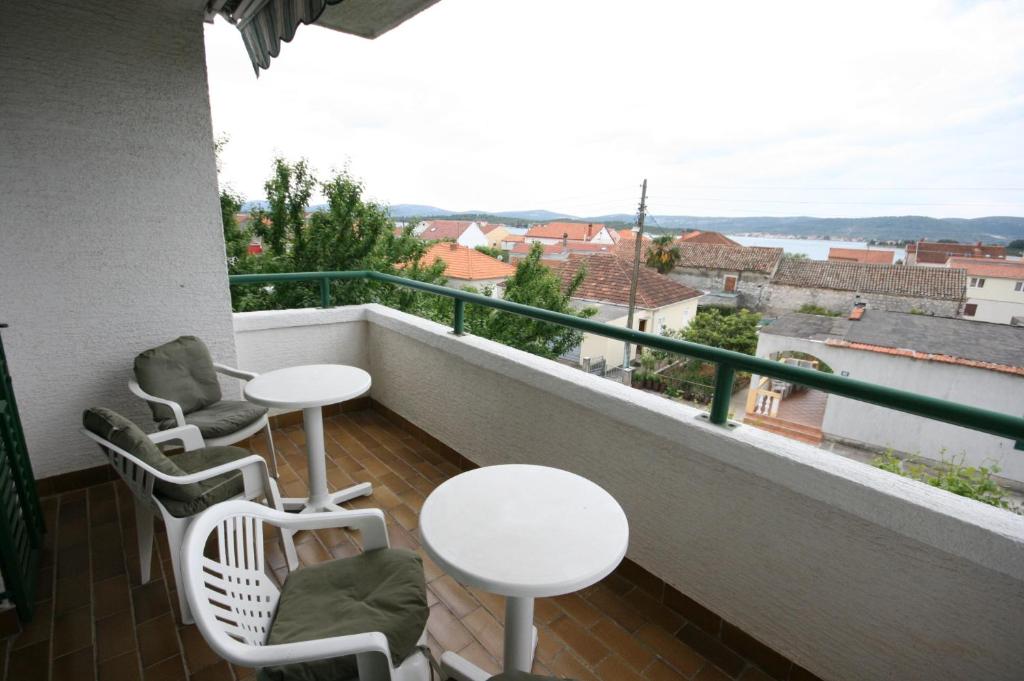 Balkón nebo terasa v ubytování Apartments by the sea Turanj, Biograd - 6445
