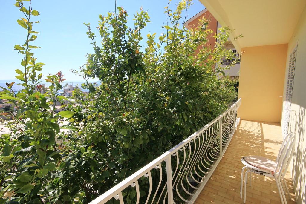 Balkón alebo terasa v ubytovaní Apartments and rooms with parking space Makarska - 6767