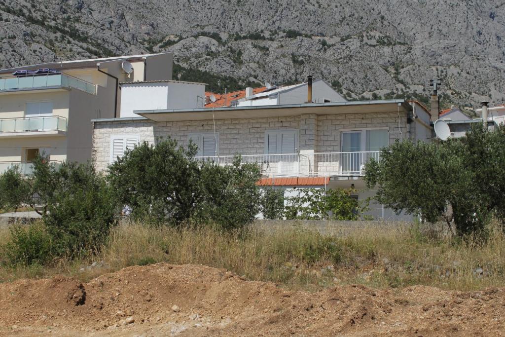 Výhľad na hory alebo výhľad na hory priamo z apartmánu