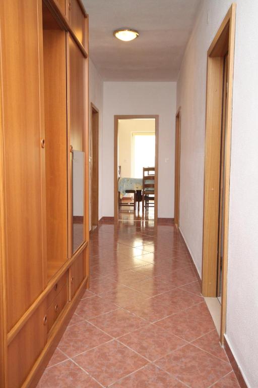 Fotografia z galérie ubytovania Apartments with a parking space Baska Voda, Makarska - 6762 v destinácii Baška Voda