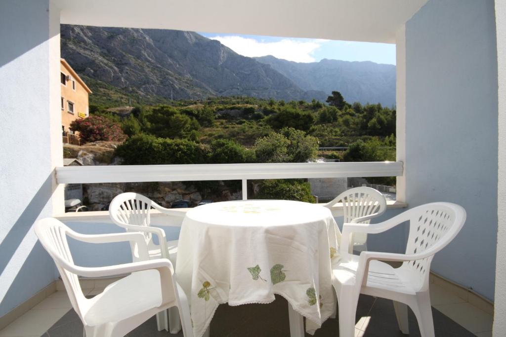 Fotografia z galérie ubytovania Apartments with a parking space Baska Voda, Makarska - 6872 v destinácii Baška Voda