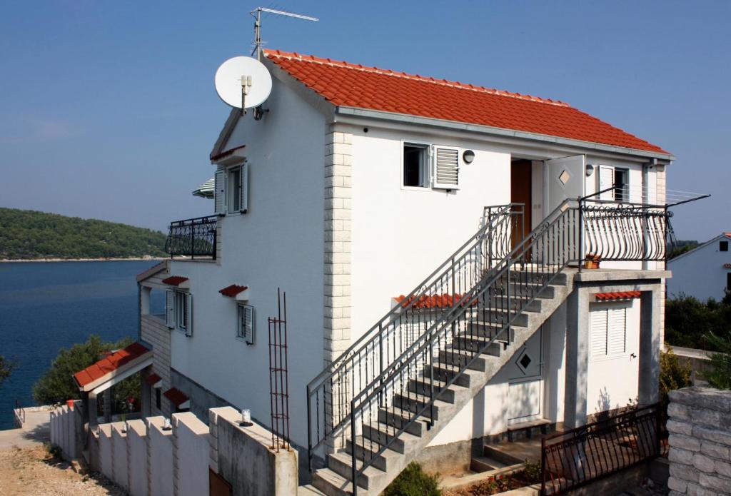 Apartments by the sea Necujam, Solta 5182, Stomorska Aktualisierte