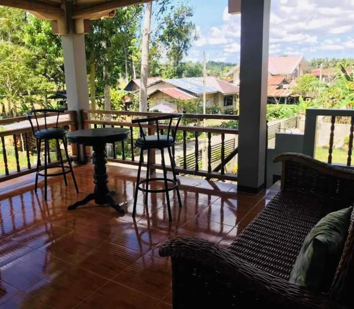 Balkón nebo terasa v ubytování MIOKI HOMETEL