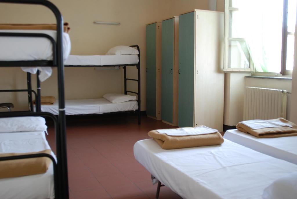 Il Chiostro Hostel and Hotel - Lit Dans Dortoir Pour Hommes