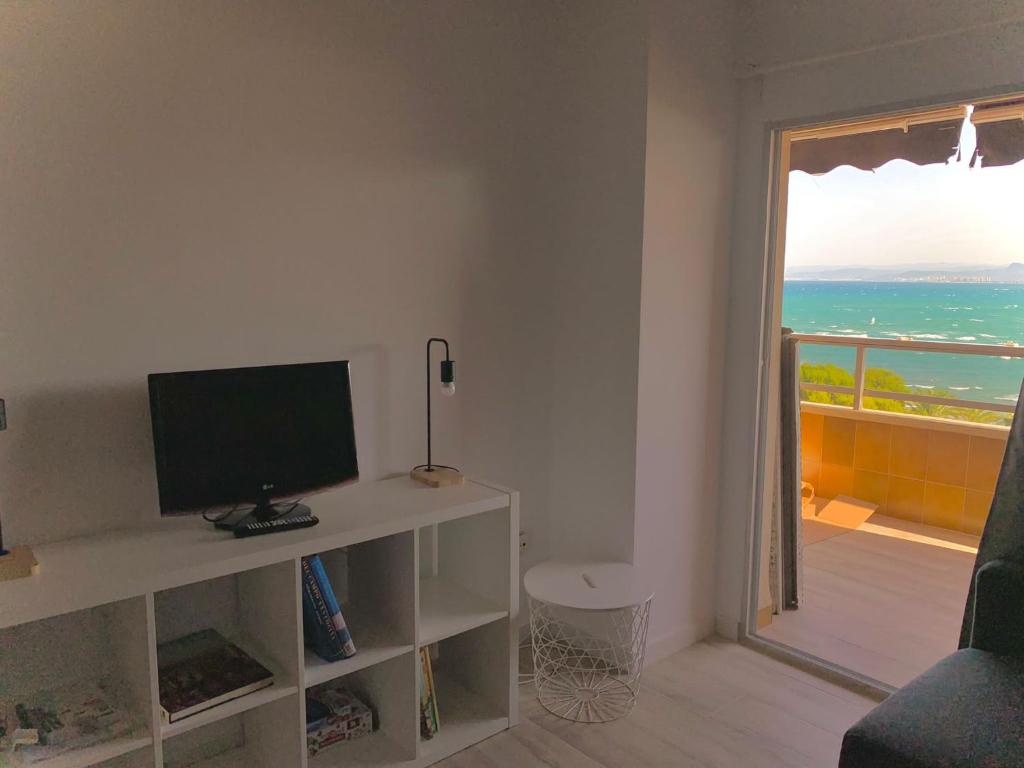 A general sea view or a sea view taken from Az apartmant