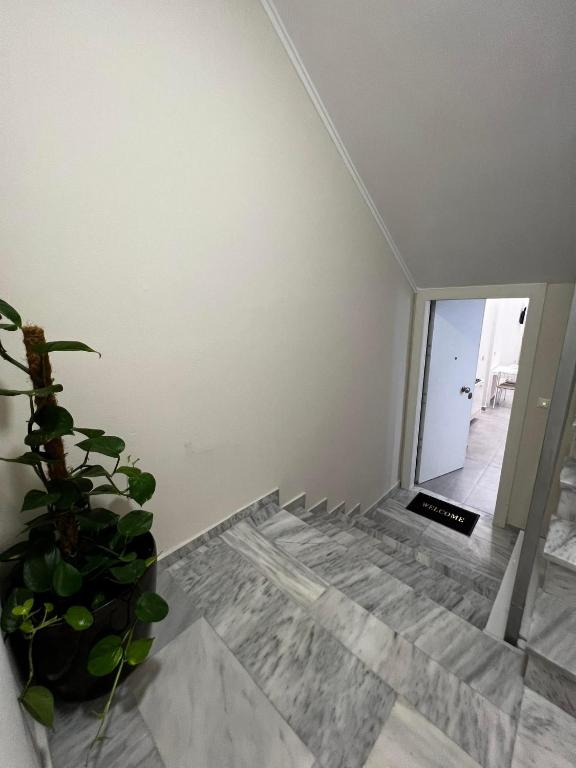 ATLANTIS APARTMENTS - 9