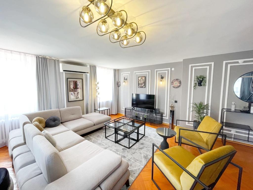 Flat w Excellent Sisli