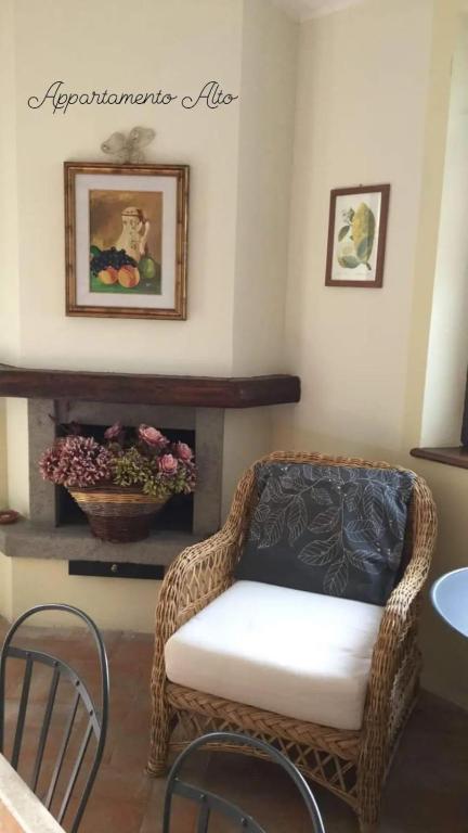 Część wypoczynkowa w obiekcie Agriturismo Le Casette Sul Lago