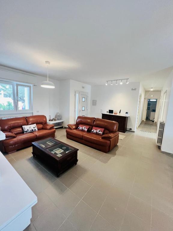 Część wypoczynkowa w obiekcie Villa Bella Luna with Pool - Puglia Mia Apartments