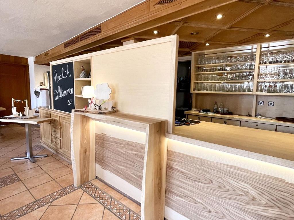 Kuchyň nebo kuchyňský kout v ubytování Adam & Eva Gasthof Paradies mit Hotel