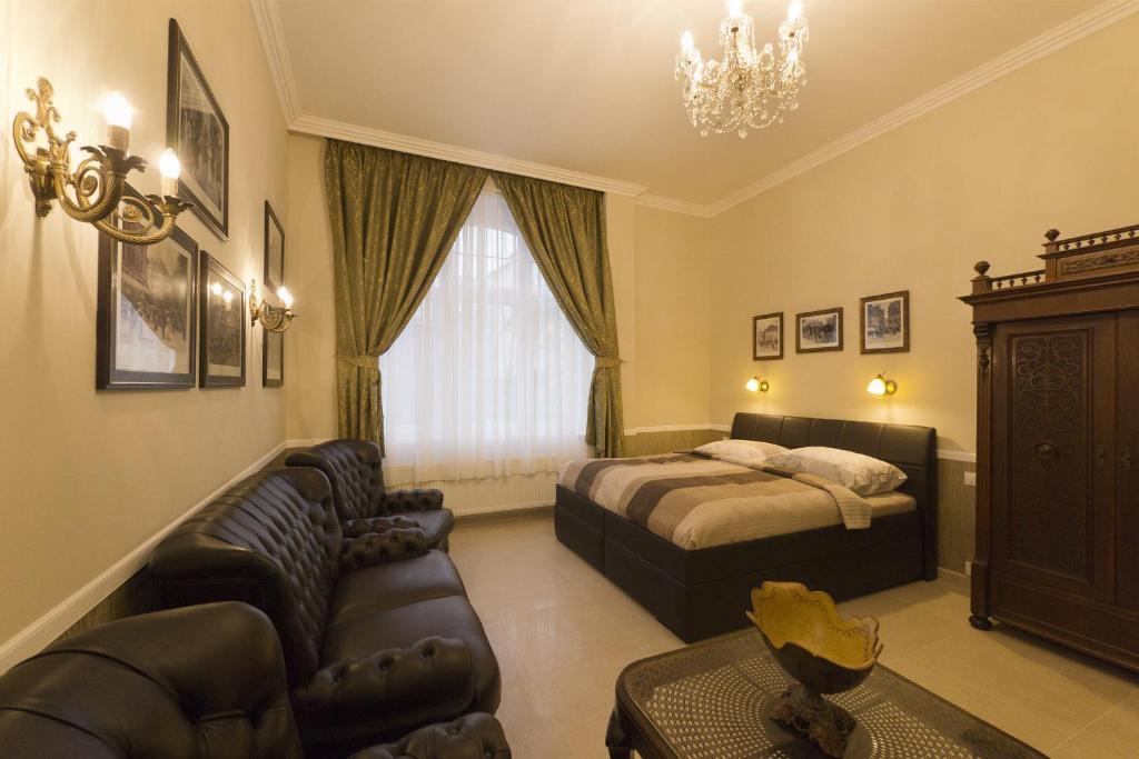 Apartment Karla Capka Street - 16