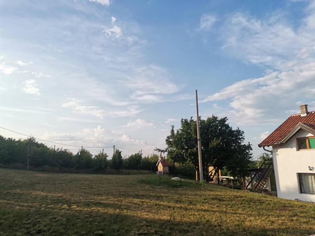 Budova, kde se prázdninový dům nachází