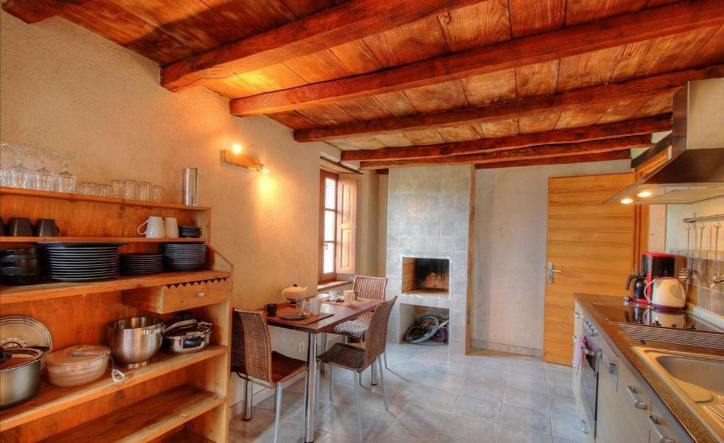 Résidence A CASA VECCHIA gites de charme avec JACUZZI proche Ajaccio - Apartamento - Nivel Dividido