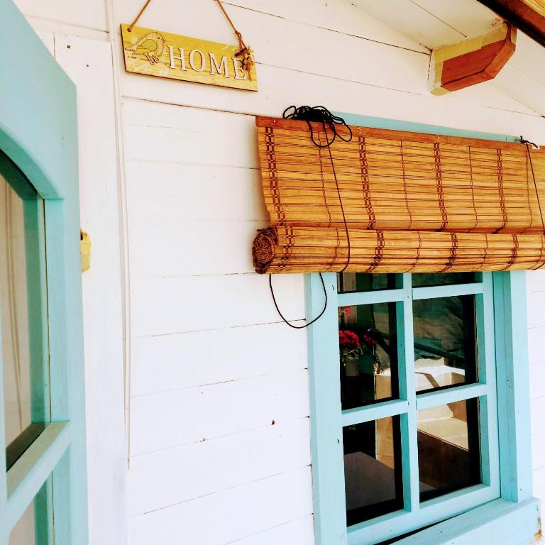 Fotografie z fotogalerie ubytování Beautiful Bungalow en VV con wifi,netflix cerca del mar v destinaci Las Galletas