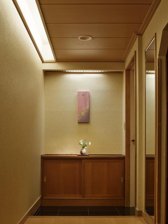 Fujikawaguchiko Onsen Konanso - 日式豪华室，带露天浴室和山顶视图