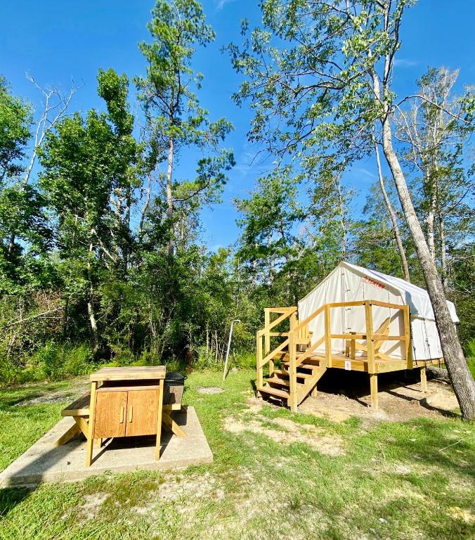 Luxury tent Tentrr Louisiana Tickfaw State Park Woodland G Single