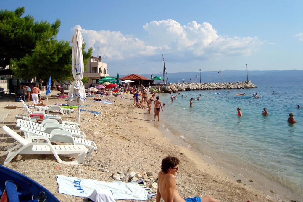 Fotografia z galérie ubytovania Apartments and rooms by the sea Sumpetar, Omis - 2099 v destinácii Jesenice