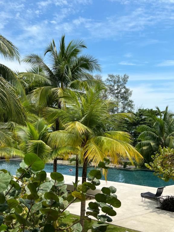 Zahrada ubytování By The Sea Beachfront Designer Suites Penang - Managed by Art of Tree