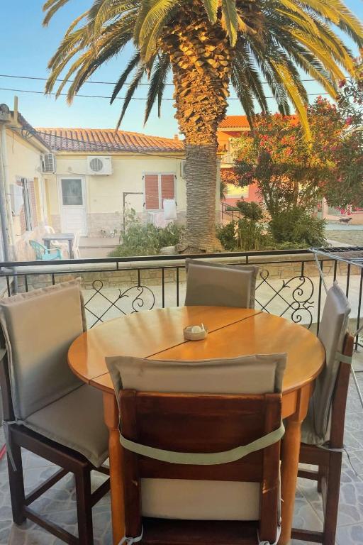 A balcony or terrace at Alexander Apartments Nea Koutali