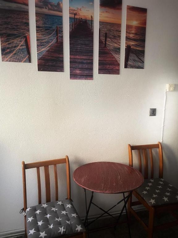 A seating area at Alexander Apartments Nea Koutali