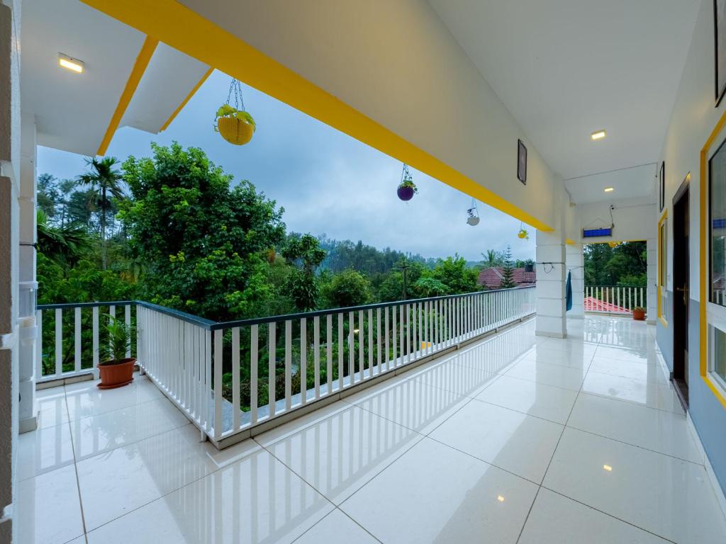 Aed väljaspool majutusasutust The Hosteller Coorg, Madikeri