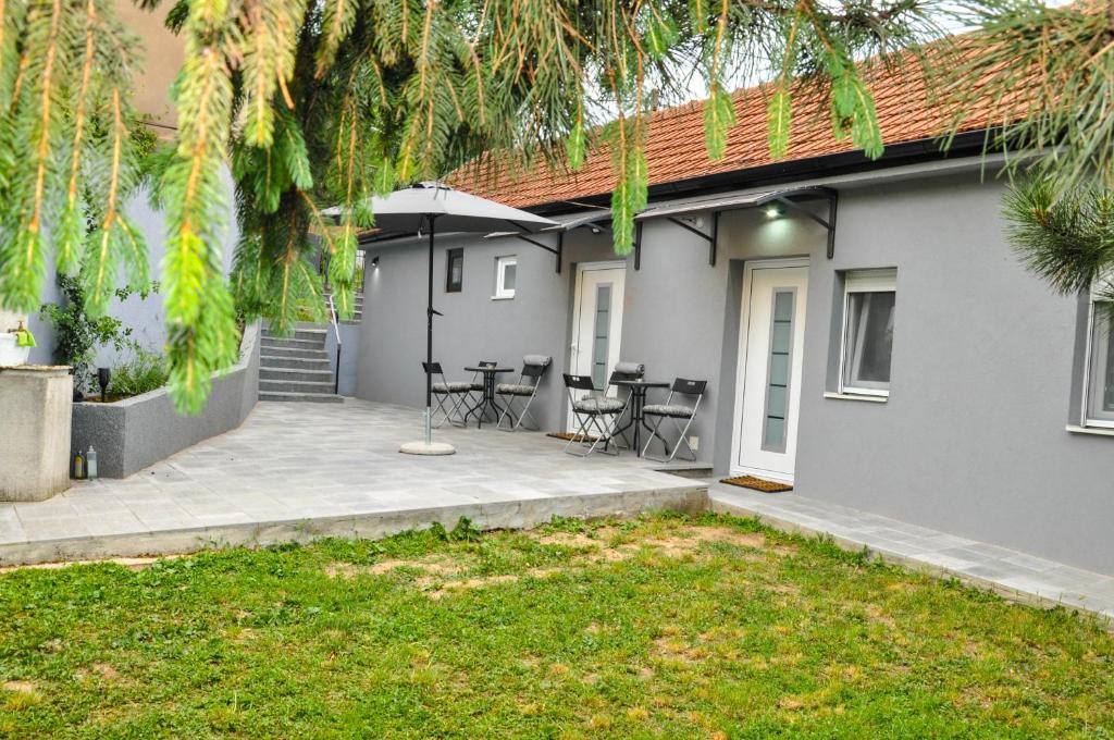 Apartmani Domo SD - Housity