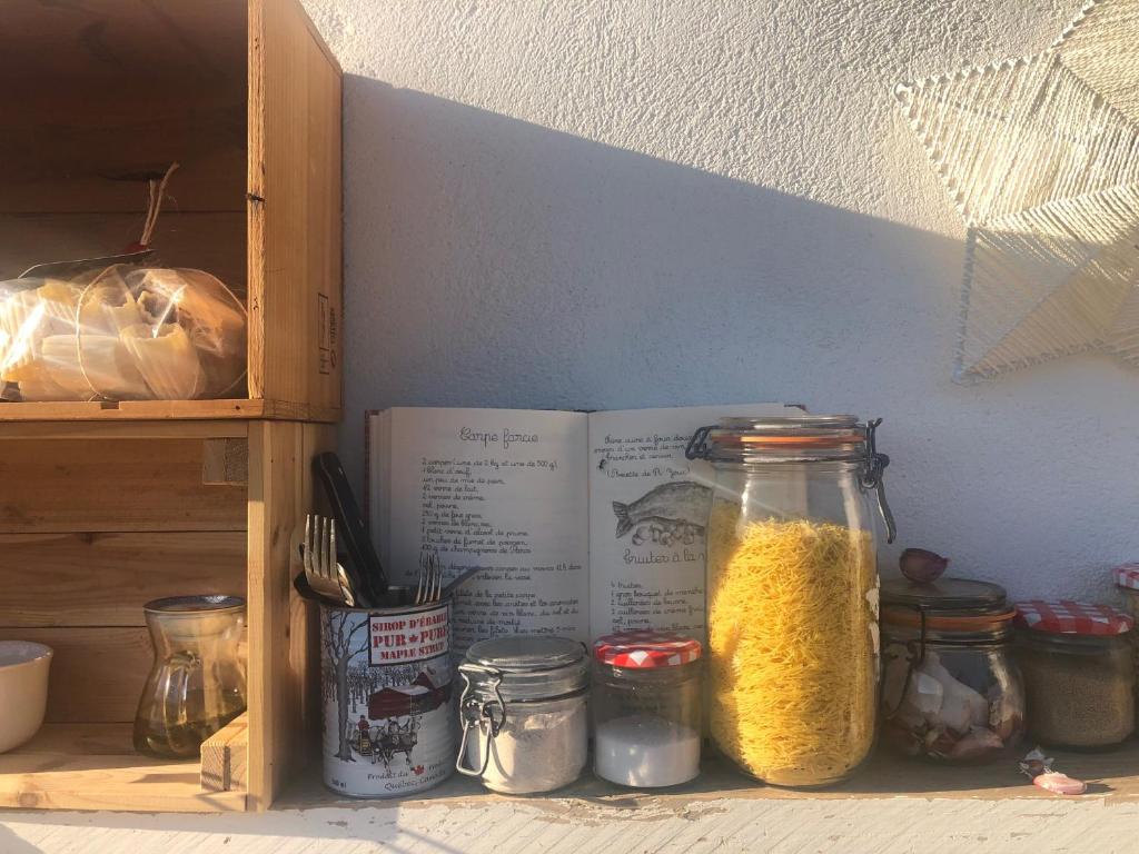 A kitchen or kitchenette at Espacio Natural