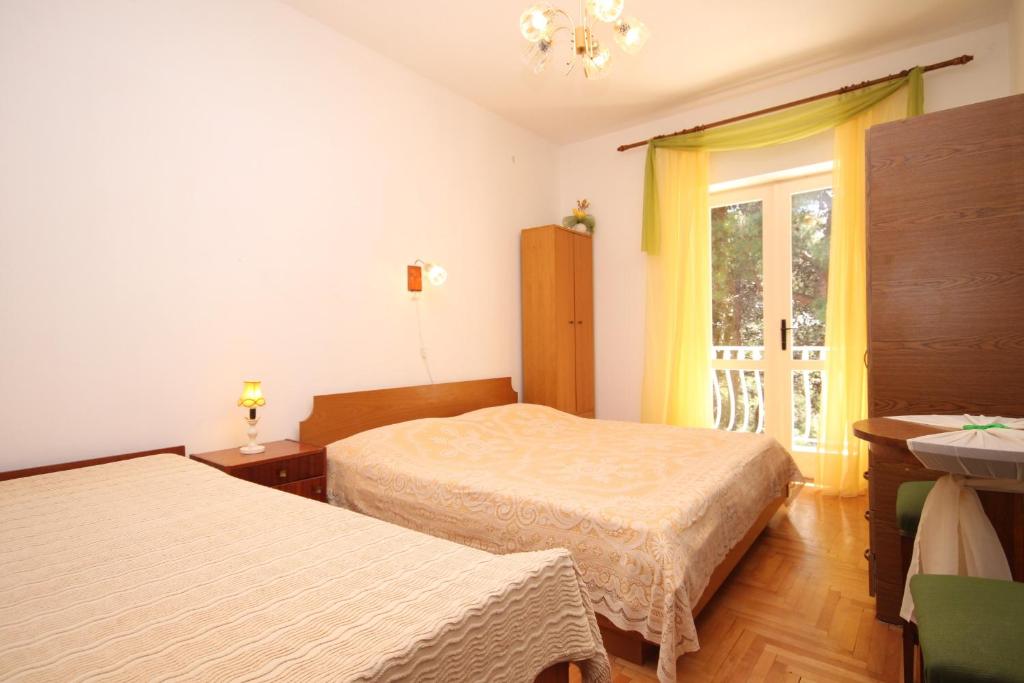 Fotografia z galérie ubytovania Apartments by the sea Sveta Nedilja, Hvar - 8725 v destinácii Sveta Nedelja