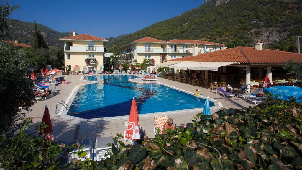 Bazén v ubytování Mavruka Hotel nebo v jeho okolí