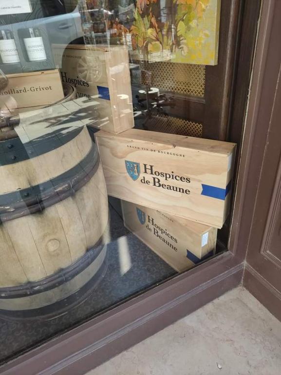 Certifikát, hodnocení, plakát nebo jiný dokument vystavený v ubytování Le bois de laval