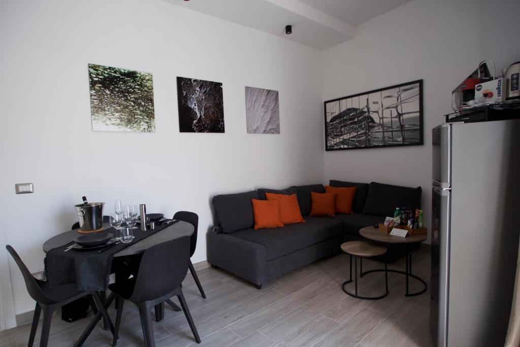 Posezení v ubytování Scugnizzo Apartment Luxury Home