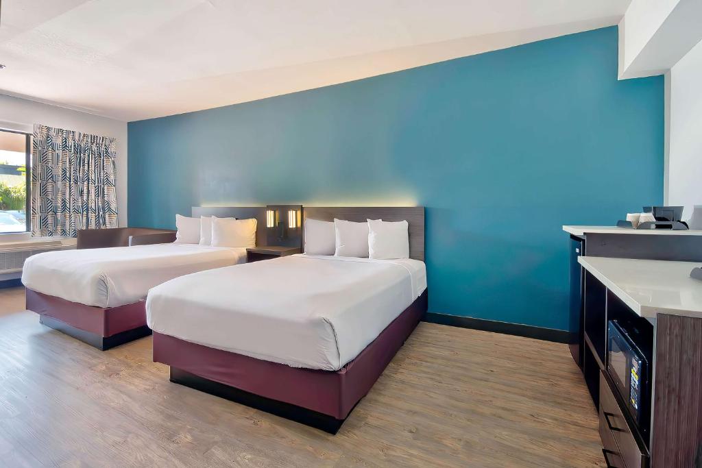 Studio 6 Suites Lawndale, CA South Bay - 
