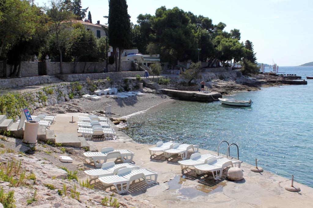 Fotografia z galérie ubytovania Rooms by the sea Hvar - 5720 v destinácii Hvar